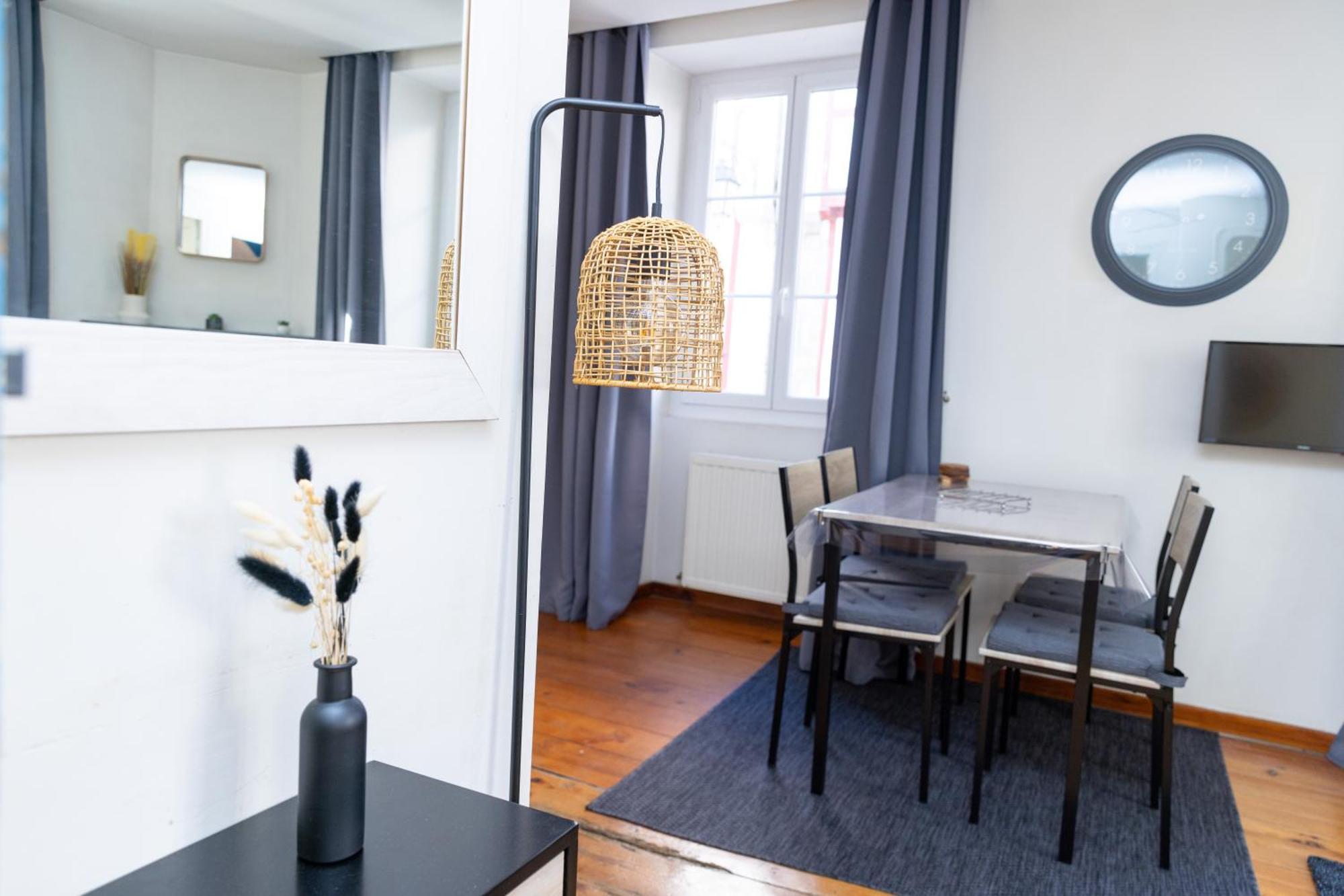Erdian Aparthotel 3*